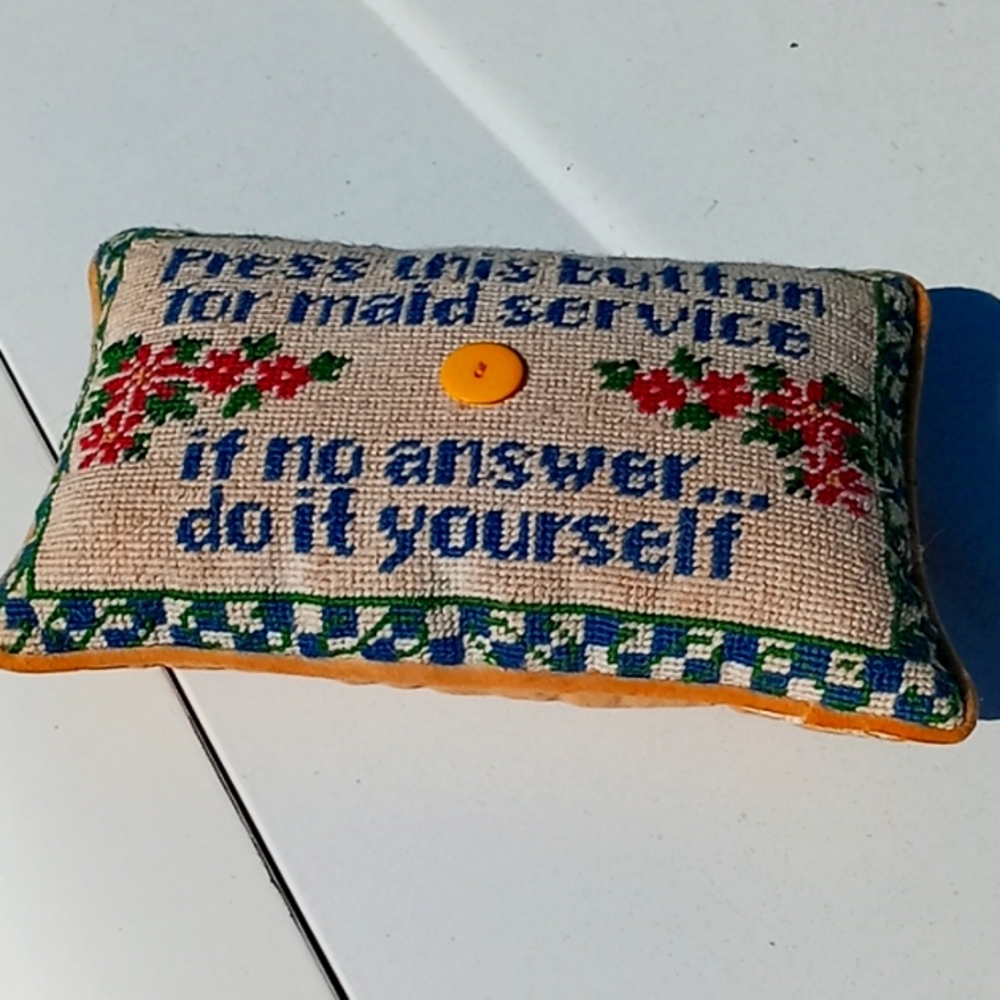 Vintage humor cushion